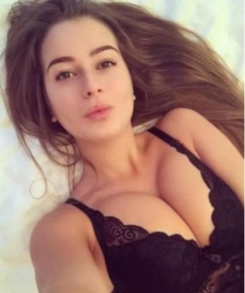 Живу в самом сердце Москвы, и могу добавить огонь в твою жизнь. Мои услуги - настоящее наслаждение и блаженство. Ты останешься доволен моим профессионализмом и нежностью. Возможности моего интимного удовольствия безграничны. Разнообразие встреч, ласк и страсти - мое кредо. Посмотри мои фото - ты не устоишь перед моей привлекательностью. Удовольствие, которое я подарю тебе, останется в твоей памяти надолго. Жду встречи с нетерпением! 😘 Ольга